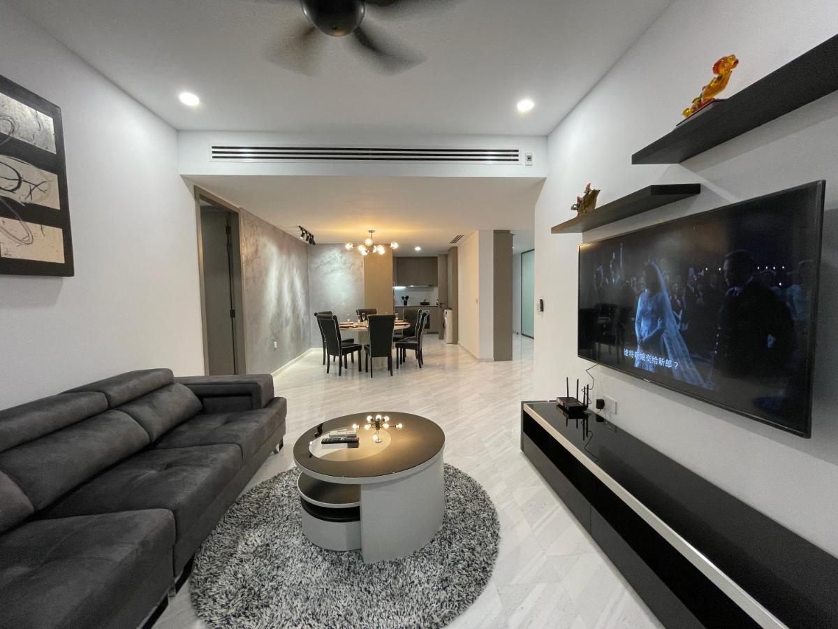 Eaton Residences Klcc By Romeo Apartment *